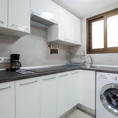 Parque Santiago Ii, Americas 公寓