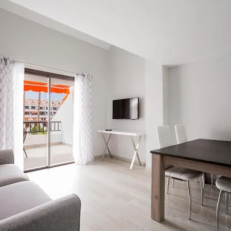 Parque Santiago Ii, Américas *