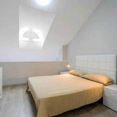 Parque Santiago Ii, Americas Apartment
