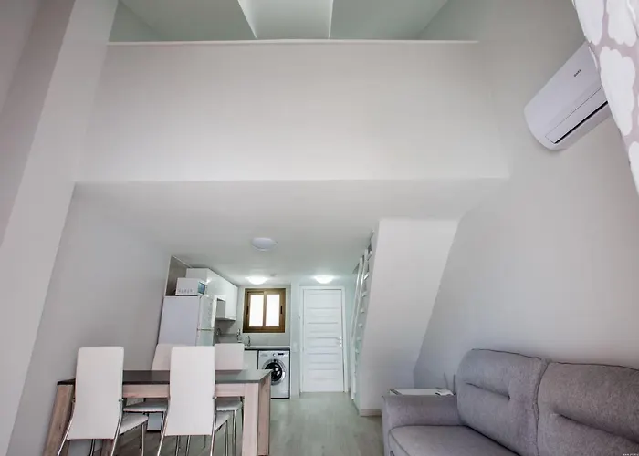 Parque Santiago Ii, Americas Apartmán